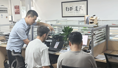 海外市場(chǎng)拓展丨烏茲別克斯坦客商前來(lái)參觀